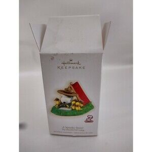 A SPOOKY STORY! PEANUTS 2009 HALLMARK KEEPSAKE ORNAMENT NIB